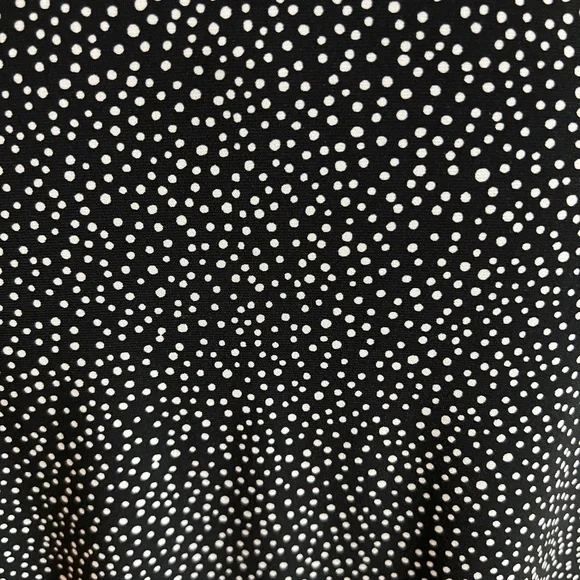 Women’s Anne Klein Sleeveless Blouse - 2X - Black - Picture 3 of 5